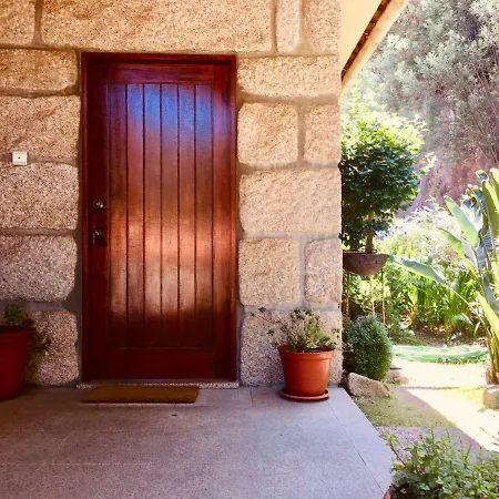 Guest house Casa Do Pedrogo 3*